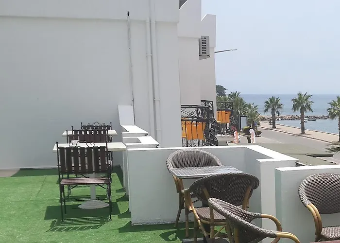 Alta Hotel 2*