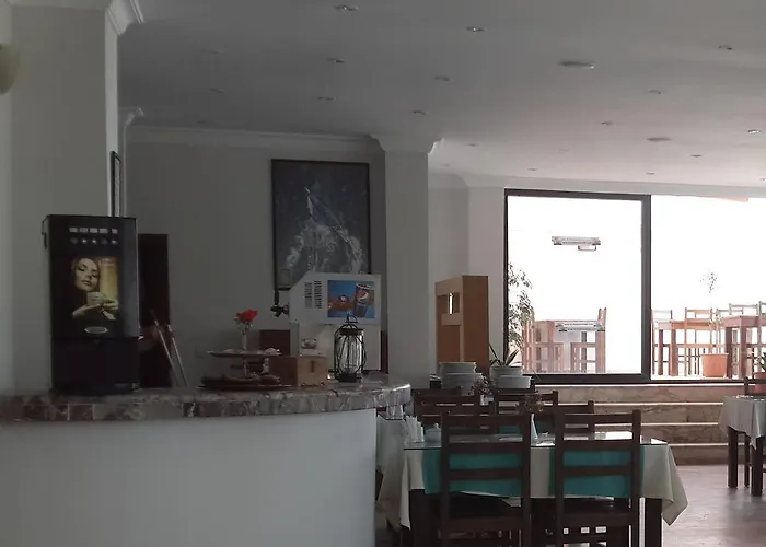 Alta Hotel