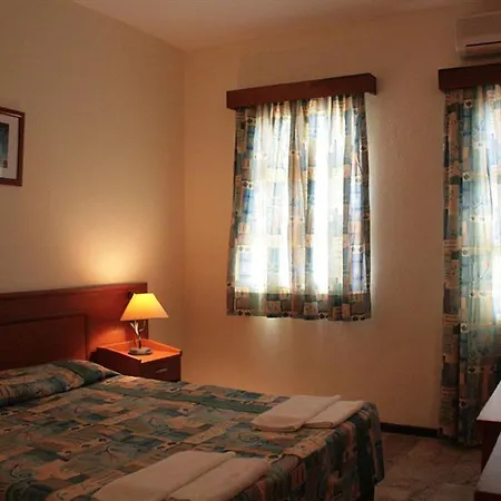 Otel Alta 2*