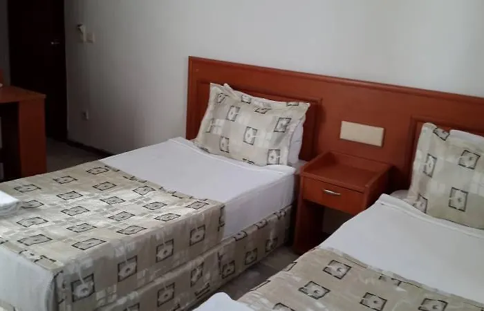 Alta Hotell 2*