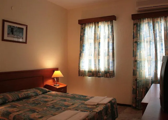 Hotell Alta 2*
